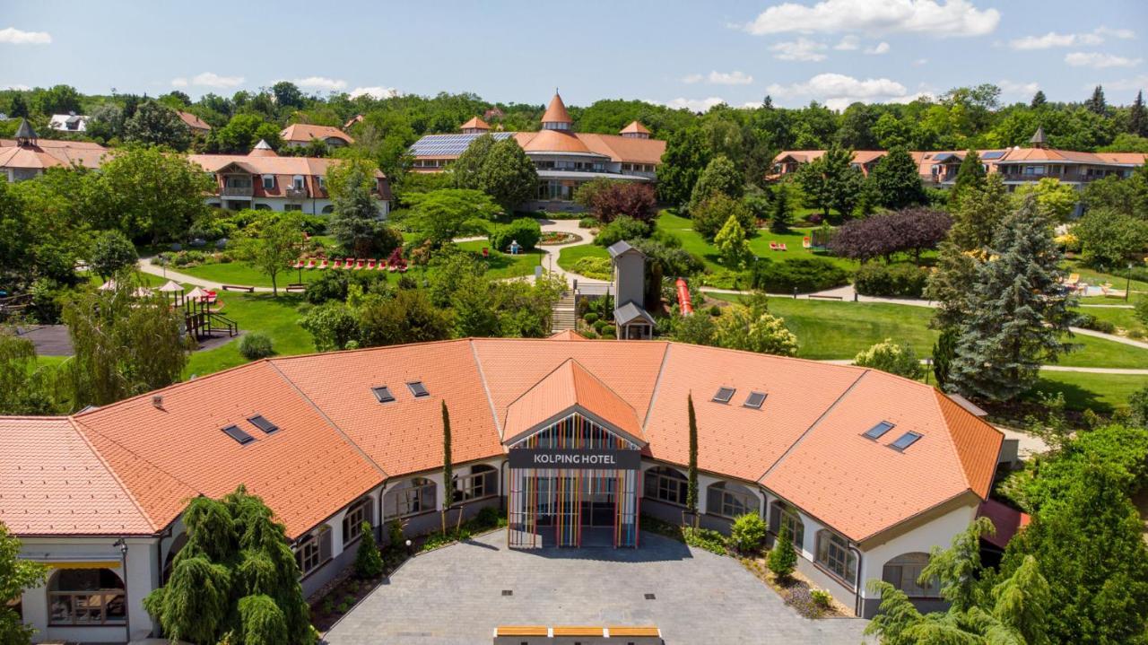 Kolping Family Resort Hévíz Exterior foto